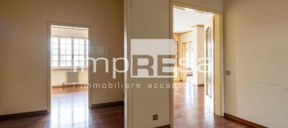 9-salle Penthouse à Oderzo, Italy No. 2421 16