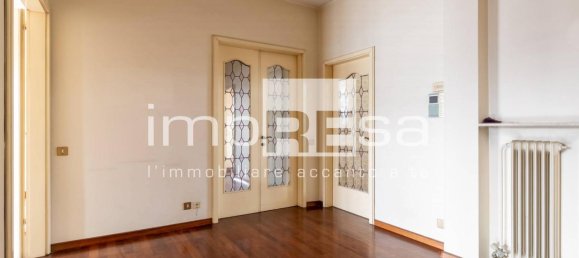 9-salle Penthouse à Oderzo, Italy No. 2421 15