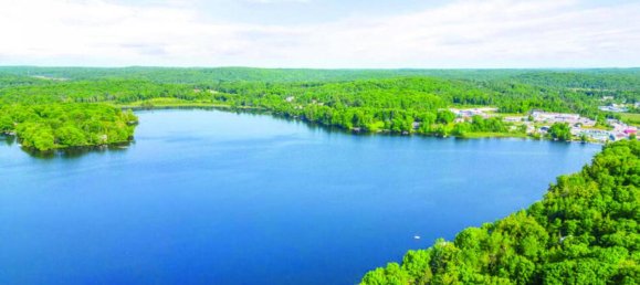 4 bedrooms House in Haliburton, Canada No. 907 3