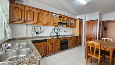 3 غرف نوم شقة في Ferrol, Spain رقم 275596