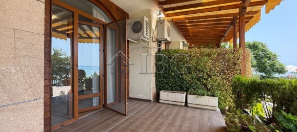 Квартира с 3 спальнями в Свети-Влас, Болгария № 1113 4