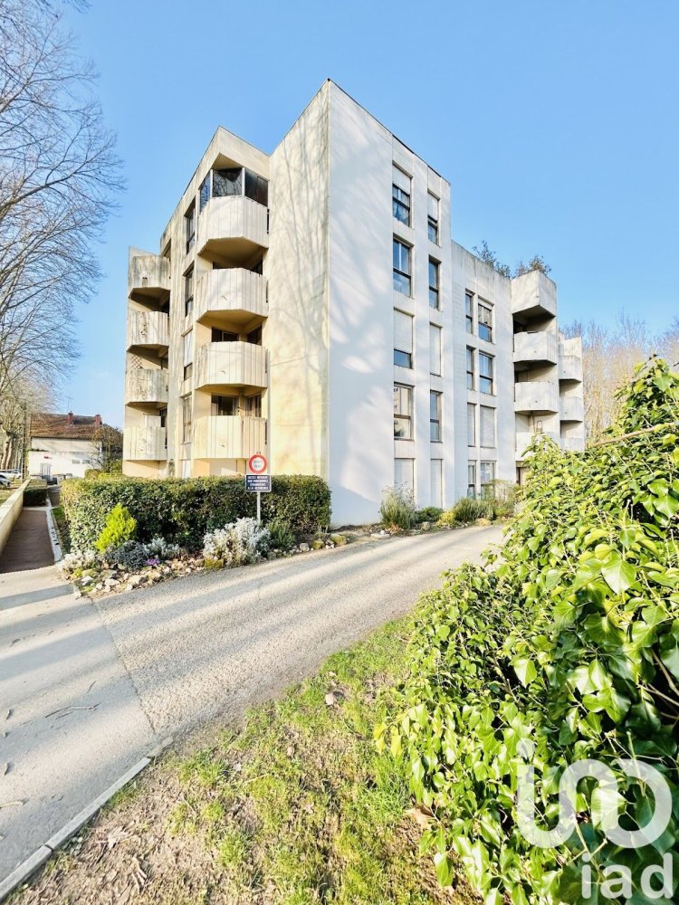 Apartamento de 3 dormitorios en Soissons, France No. 78873
