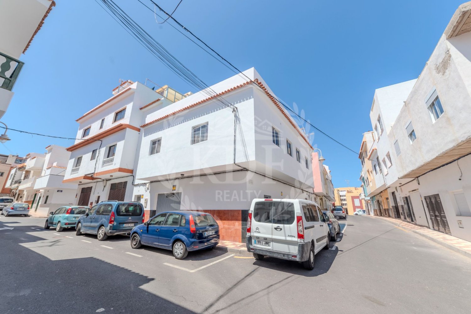 7 bedrooms Apartment in Arico, Spain No. 162073