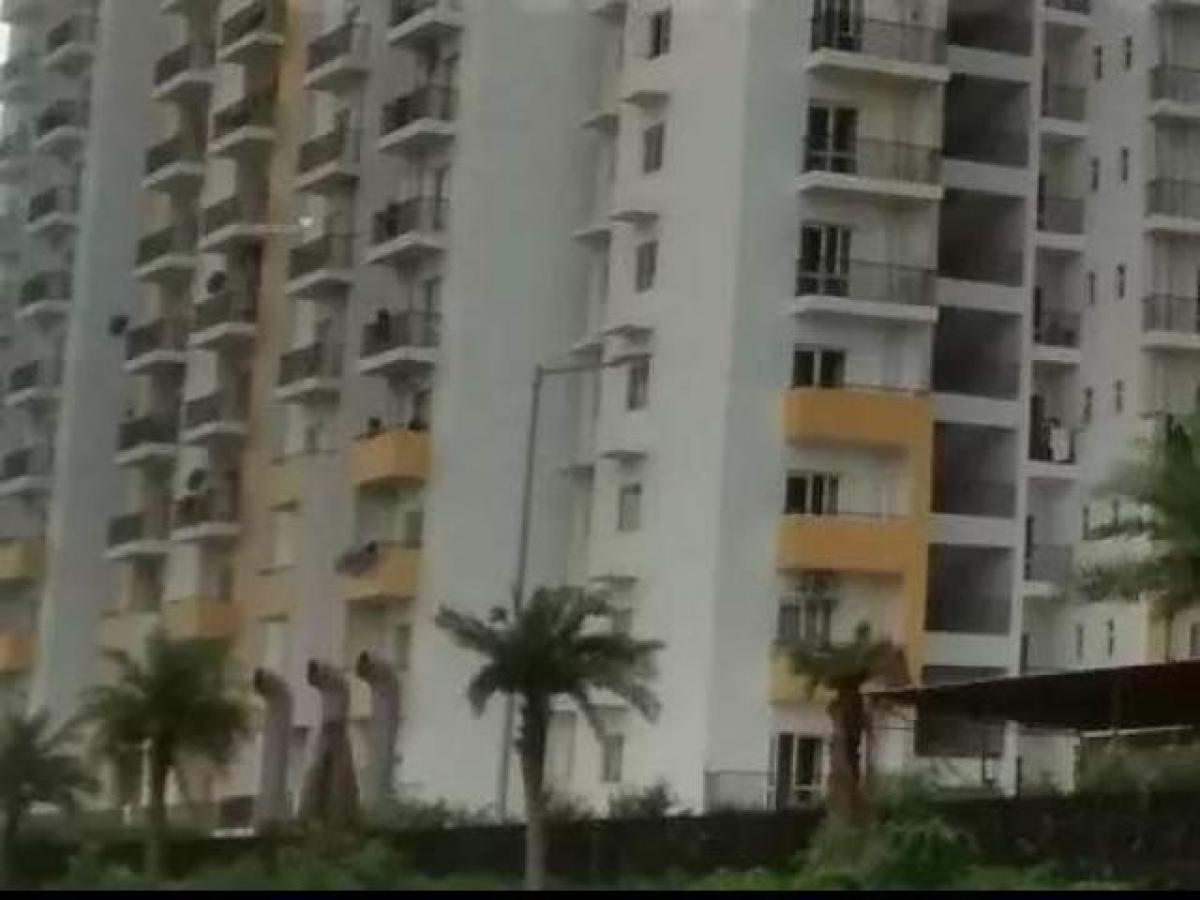 2 bedrooms House in Noida, India No. 65368