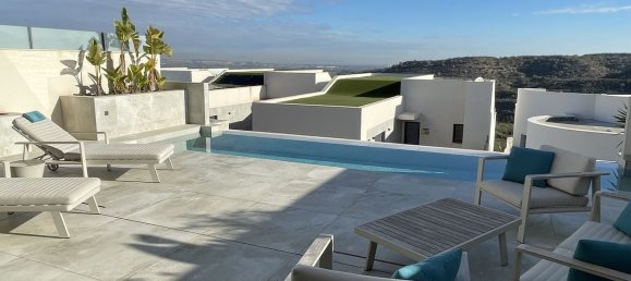 4 bedrooms House in Ciudad Quesada, Spain No. 183654 3