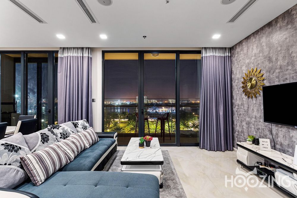 3 bedrooms Apartment in District 1, Vietnam No. 18403