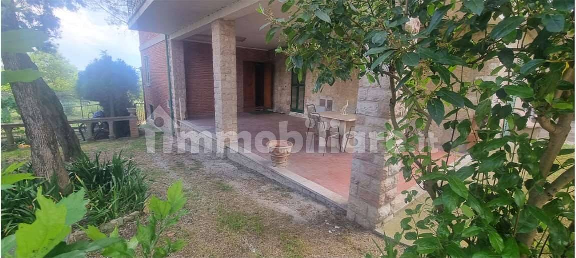 3 bedrooms Apartment in Perugia, Italy No. 352779