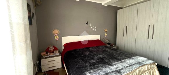 3-salle Appartement à Poirino, Italy No. 2097 2