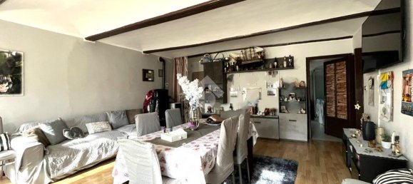 3-salle Appartement à Poirino, Italy No. 2097 11