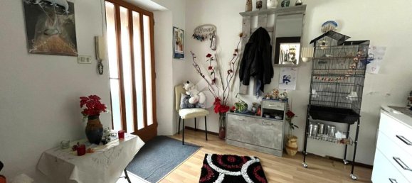 3-salle Appartement à Poirino, Italy No. 2097 16