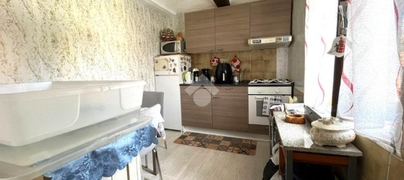 3-salle Appartement à Poirino, Italy No. 2097 18