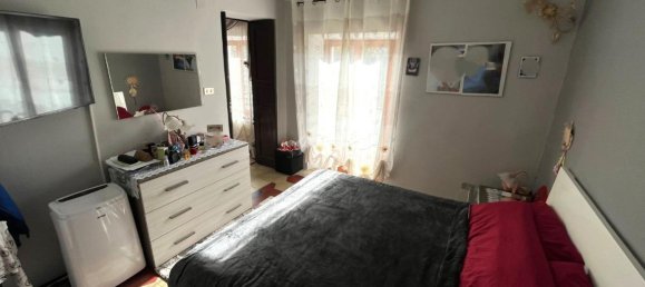 3-salle Appartement à Poirino, Italy No. 2097 21