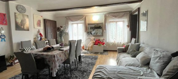 3-salle Appartement à Poirino, Italy No. 2097 13