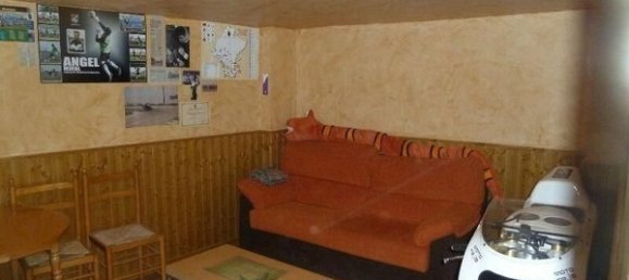 128m² Commercial property in Chartered Community of Navarre, Spain No. 131107 4