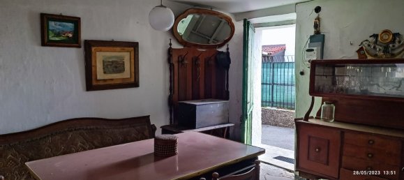 5 bedrooms House in Casella, Italy No. 374648 10