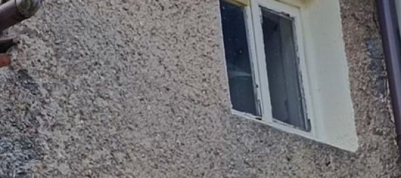 5 bedrooms House in Casella, Italy No. 374648 3