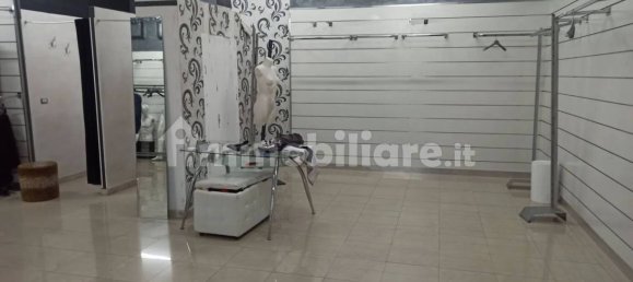 2غرفة عقار تجاري في Pachino, Italy رقم 67808 3