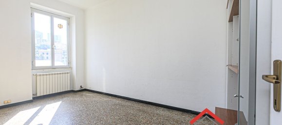 Apartamento de 2 dormitorios en Genoa, Italy No. 342216 5