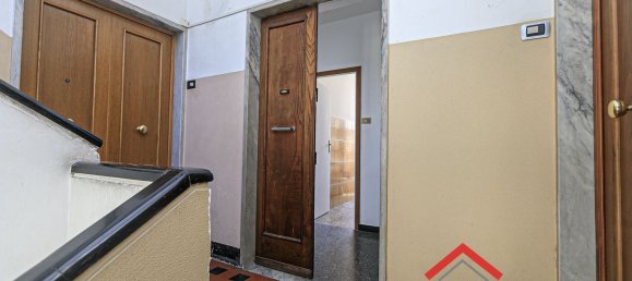 Apartamento de 2 dormitorios en Genoa, Italy No. 342216 17