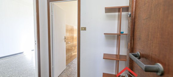 Apartamento de 2 dormitorios en Genoa, Italy No. 342216 2