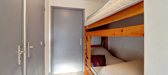 1 bedroom Apartment in Saint-Raphael, France No. 190392 5