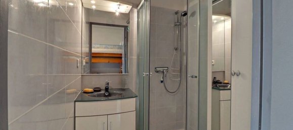 1 bedroom Apartment in Saint-Raphael, France No. 190392 4