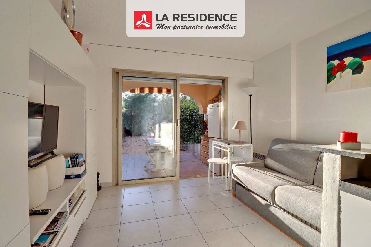 1 bedroom Apartment in Saint-Raphael, France No. 190392