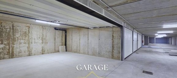 Квартира с 4 комнатами в Горле, Италия № 28806 25