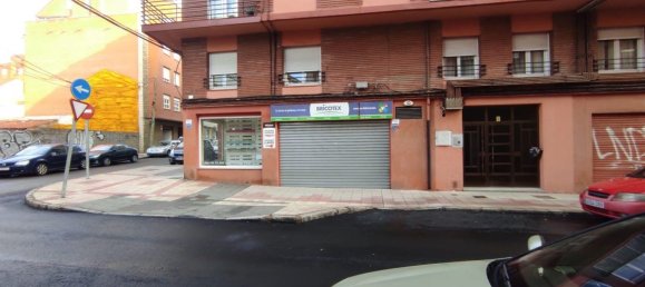 320m² Commercial property in Leon, Spain No. 107330 11