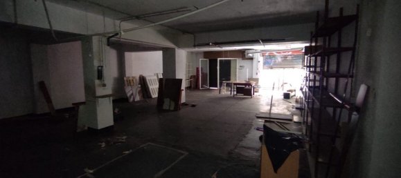 320m² Commercial property in Leon, Spain No. 107330 9