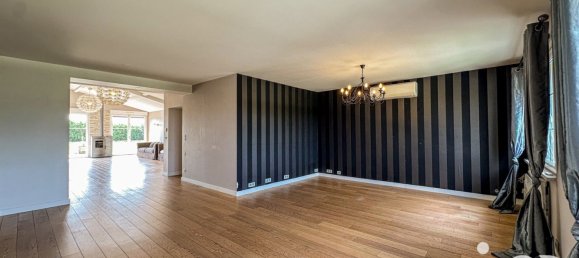 3 bedrooms House in Metzeresche, France No. 305782 6