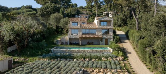 4 bedrooms Villa in Saint-Paul-de-Vence, France No. 2006 17