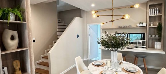 4 bedrooms Villa for sale in Pattaya, Chonburi, Eastern Thailand, Thailand № 33589 2