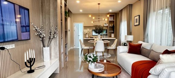 4 bedrooms Villa for sale in Pattaya, Chonburi, Eastern Thailand, Thailand № 33589 6