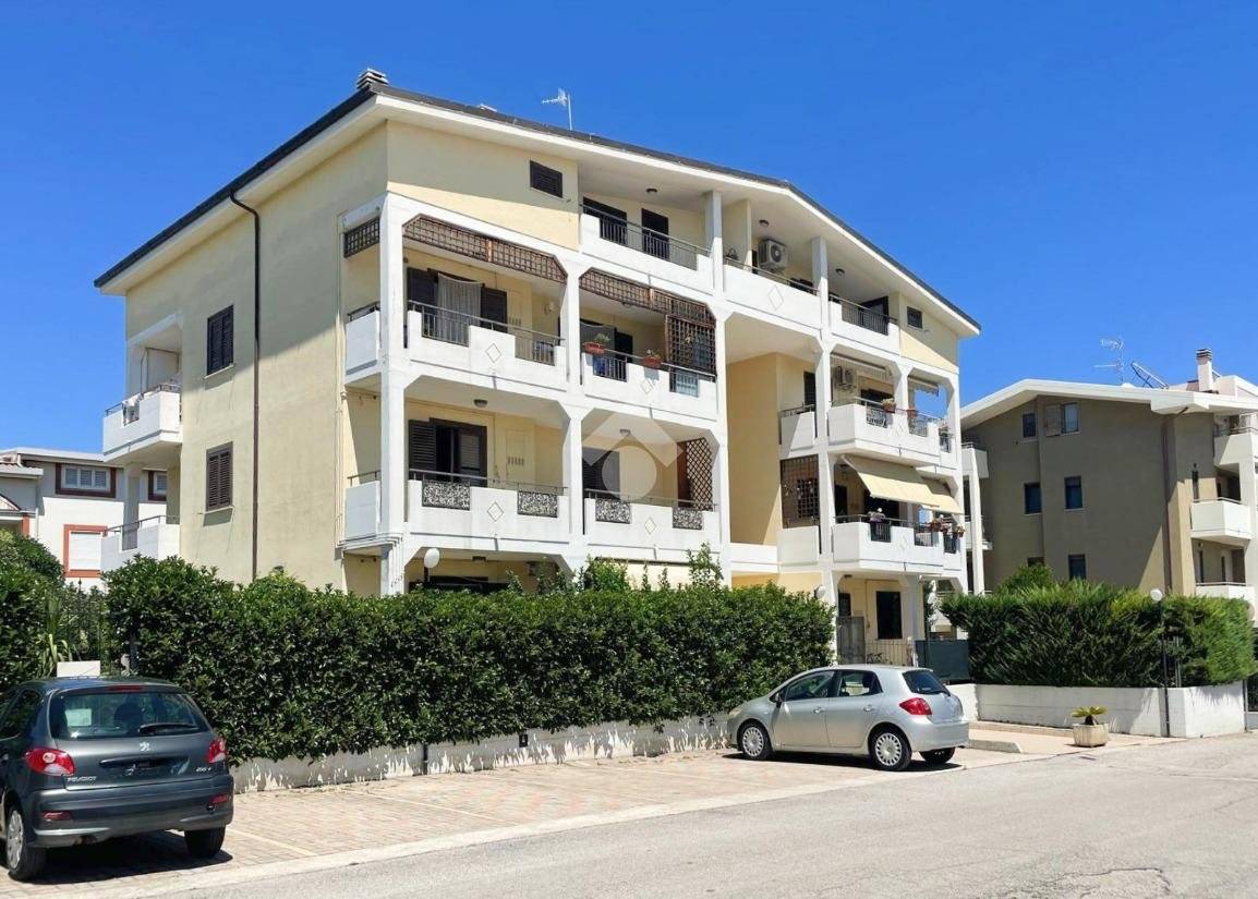 2 bedrooms Apartment in Vasto, Italy No. 278268