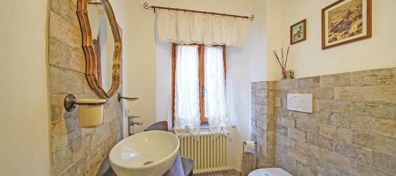 6 rooms Duplex in Santa Fiora, Italy No. 166650 8