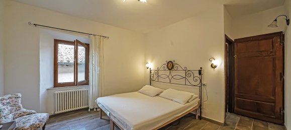 6 rooms Duplex in Santa Fiora, Italy No. 166650 5
