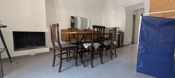 4 bedrooms House in L'Aquila, Italy No. 279737 10