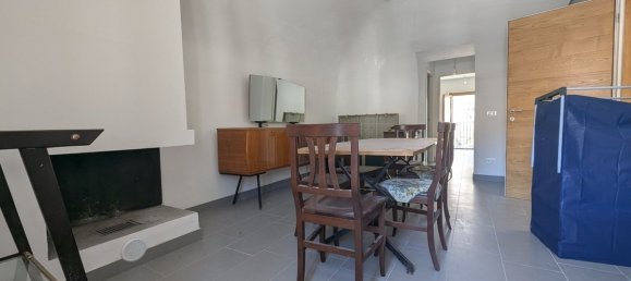 4 bedrooms House in L'Aquila, Italy No. 279737 17