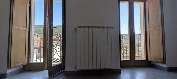 4 bedrooms House in L'Aquila, Italy No. 279737 7