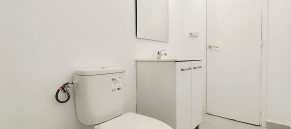 Apartamento de 2 dormitorios en Santa Coloma de Gramenet, Spain No. 168539 19