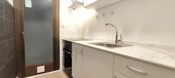 Apartamento de 2 dormitorios en Santa Coloma de Gramenet, Spain No. 168539 8