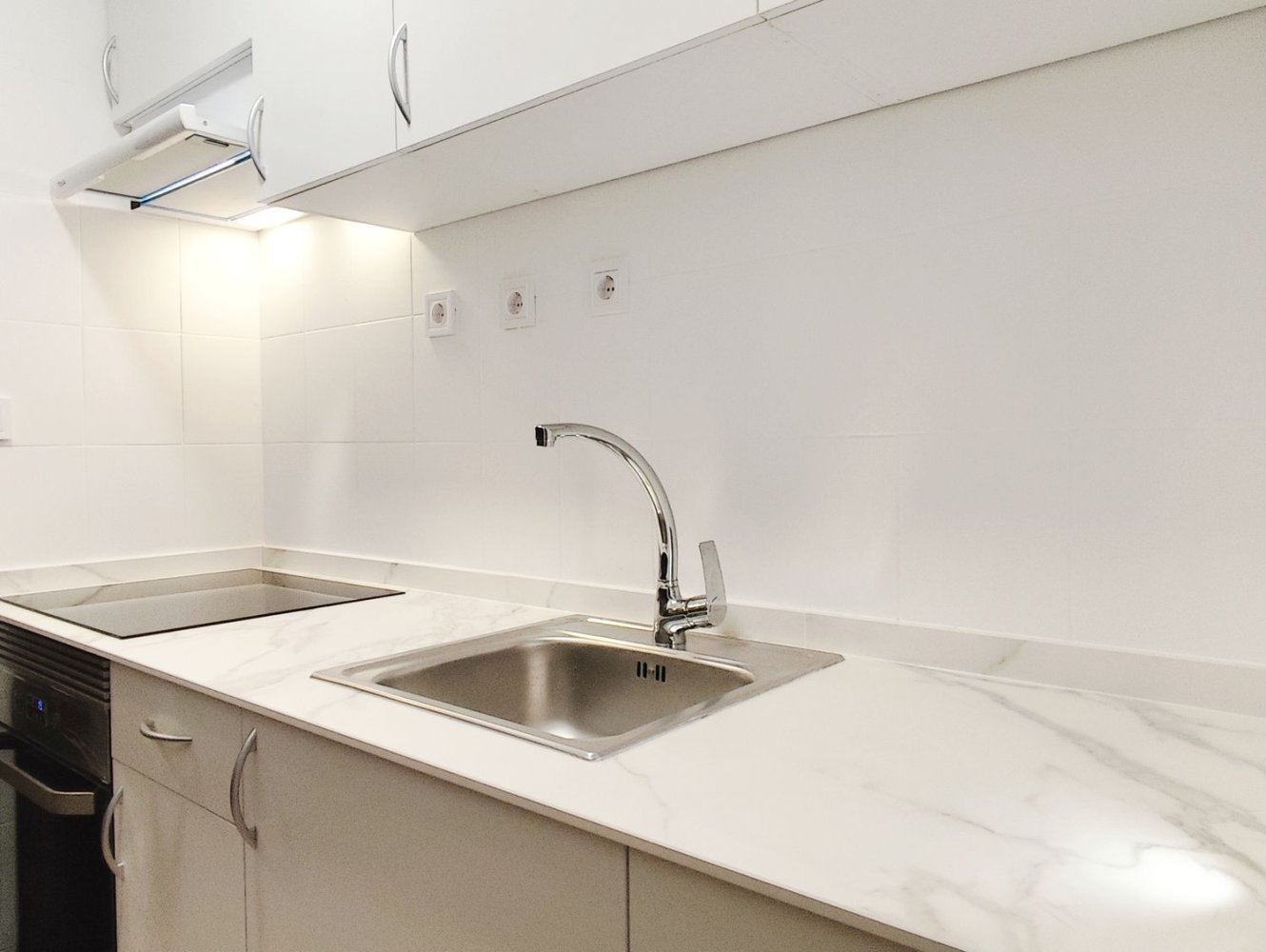 Apartamento de 2 dormitorios en Santa Coloma de Gramenet, Spain No. 168539