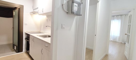 Apartamento de 2 dormitorios en Santa Coloma de Gramenet, Spain No. 168539 9