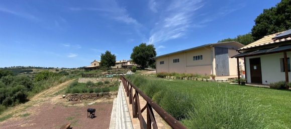 20 rooms House in Manciano, Italy No. 92061 10