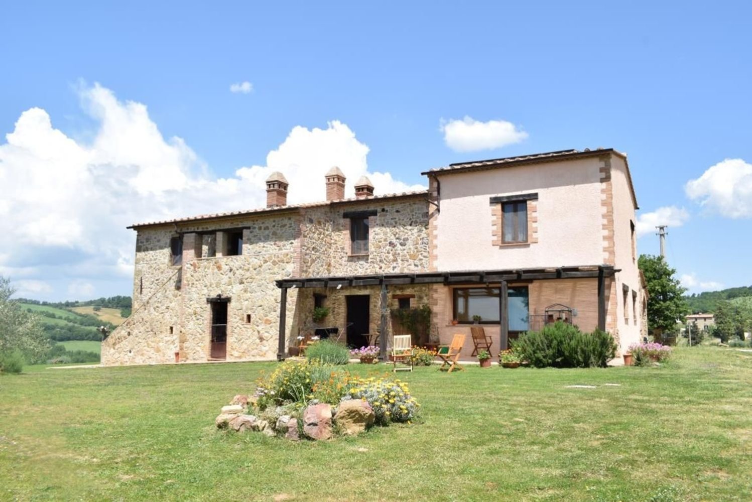 20 rooms House in Manciano, Italy No. 92061