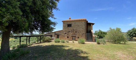 20 rooms House in Manciano, Italy No. 92061 3