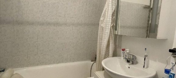 Apartamento de 2 dormitorios en Asnieres-sur-Seine, France No. 186482 4