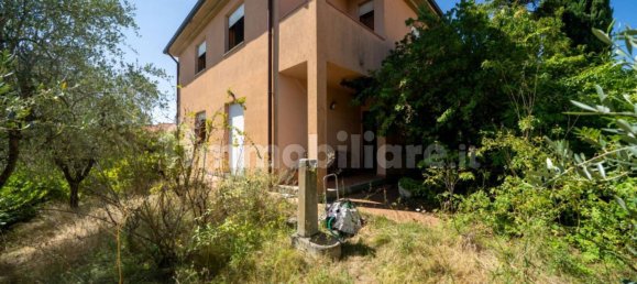 4 bedrooms Villa in Cavriglia, Italy No. 281853 3