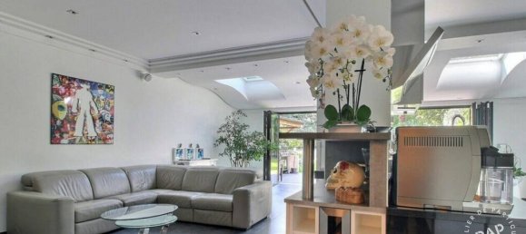 Casa de 5 dormitorios en Maisons-Alfort, France No. 350754 5